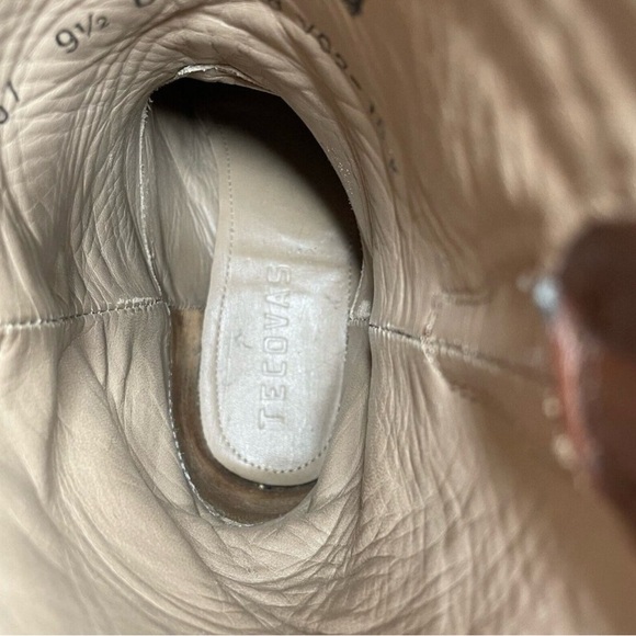 Tecovas “The Nash” bourbon 9.5D - Picture 8 of 9